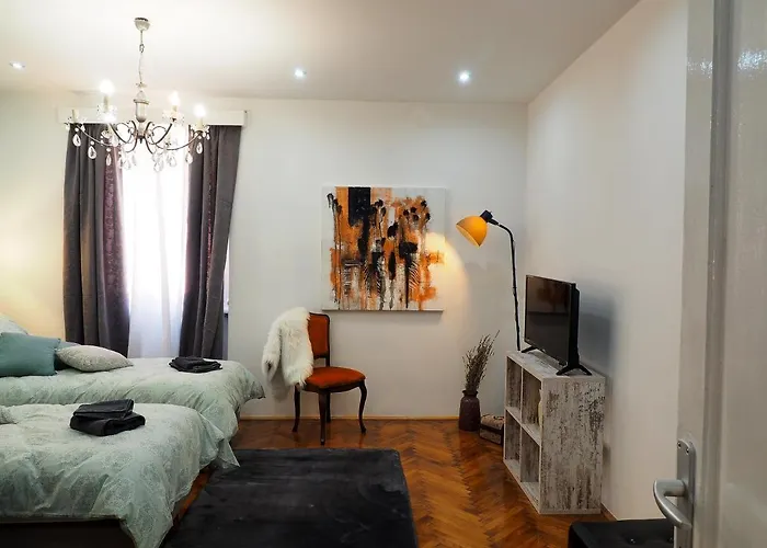 Deluxe Zoya Centar Apartman Póla